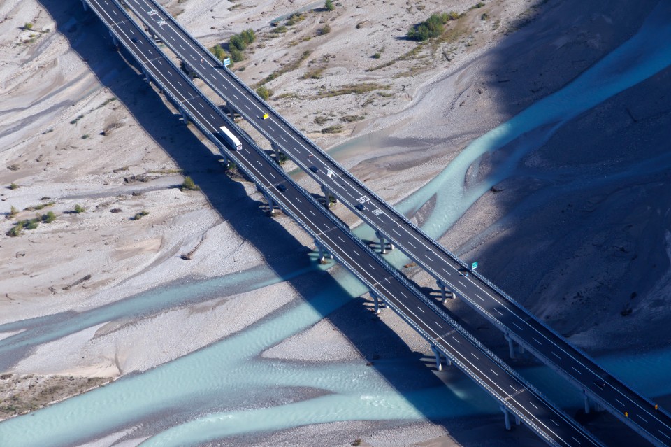 L’autostrada come specchio di un paese in movimento 