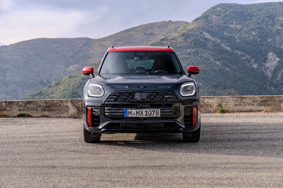 Nuova MINI Countryman: un simbolo di innovazione, eleganza e sostenibilità