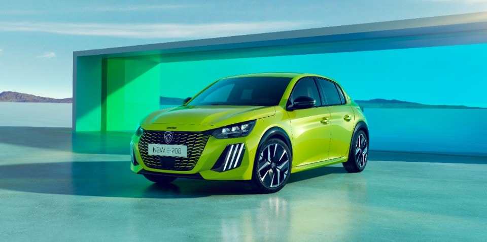Nuova PEUGEOT E-208: divertente e irresistibile