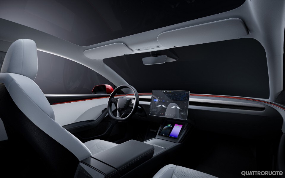 2024-tesla-restyling-interni-02 2024-tesla-restyling-interni-02