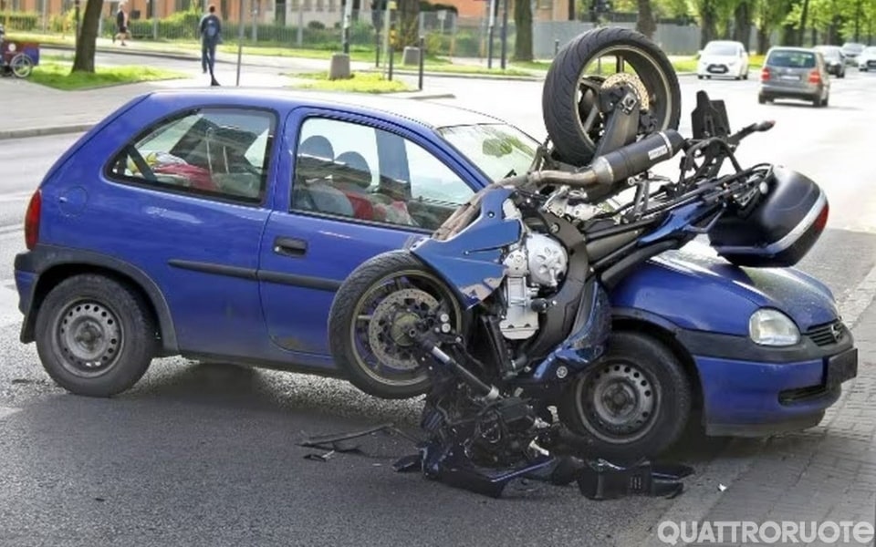 Dal 23 dicembre sarà obbligatoria per tutti i veicoli