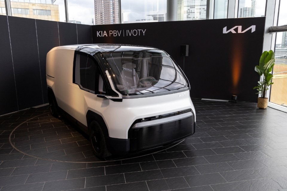 kia-corporate-ivoty-24-frankfurt-pv7 (12) kia-corporate-ivoty-24-frankfurt-pv7 (12)
