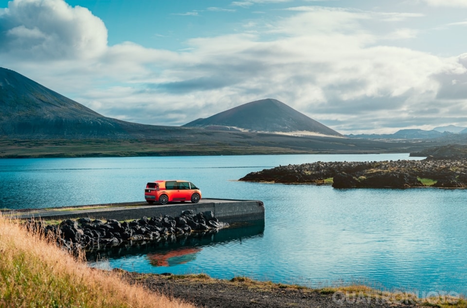 Citroën ELO, la monovolume "magica": offre sei posti in soli 4,1 metri