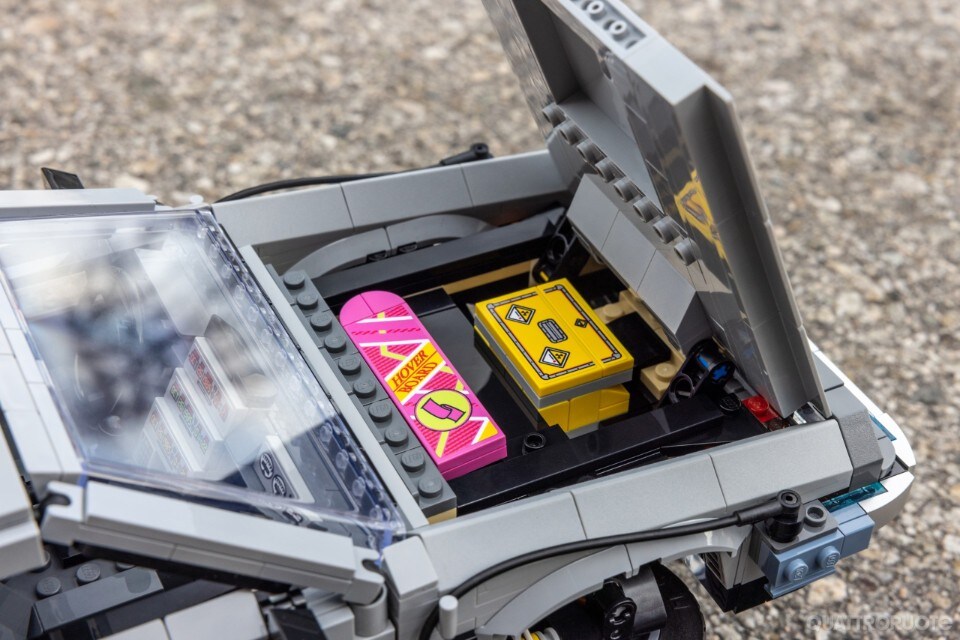 In arrivo un nuovo set dedicato alla DeLorean di Ritorno al Futuro - VIDEO