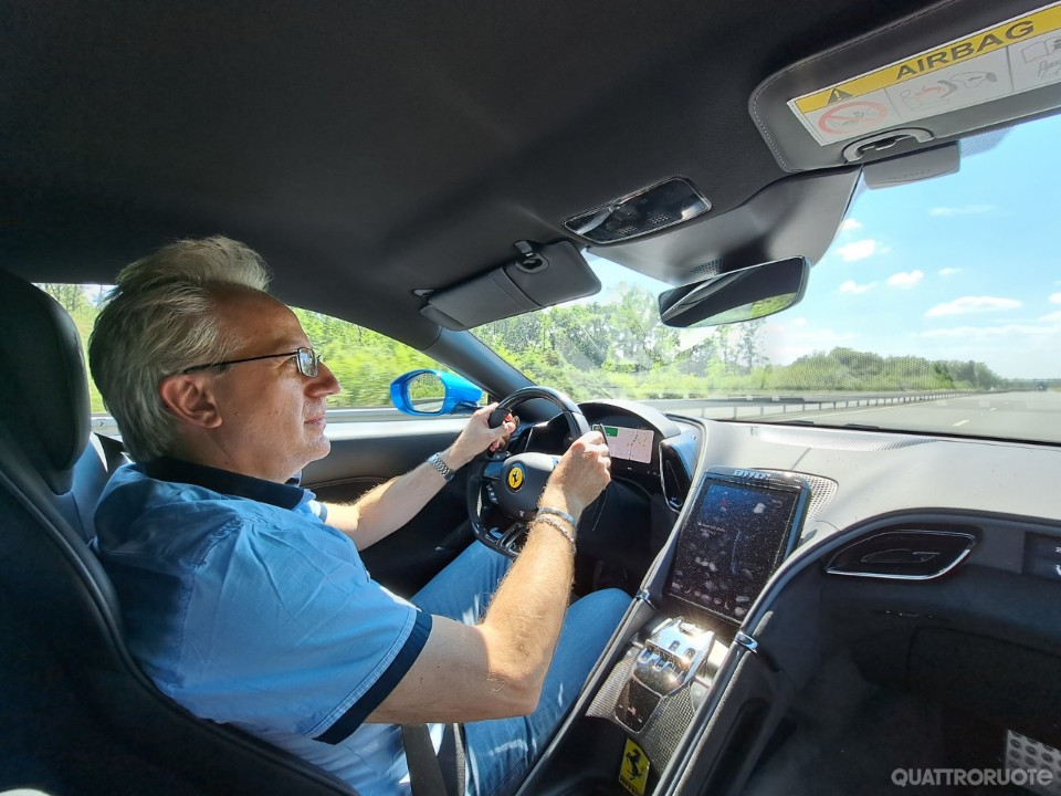 2023-In-viaggio-con-la-Ferrari-Roma-08 2023-In-viaggio-con-la-Ferrari-Roma-08
