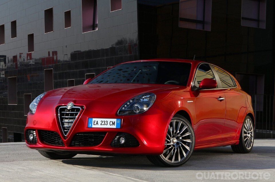 2024-Nomi-auto-cambiati-gallery-003 2024-Nomi-auto-cambiati-gallery-003