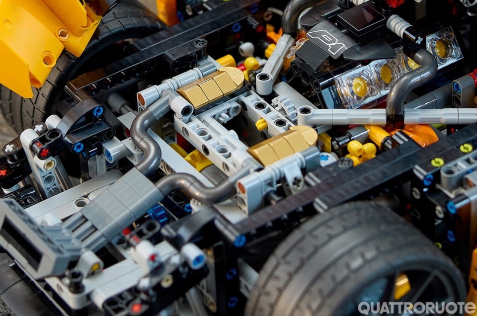 Un set Technic per la McLaren P1