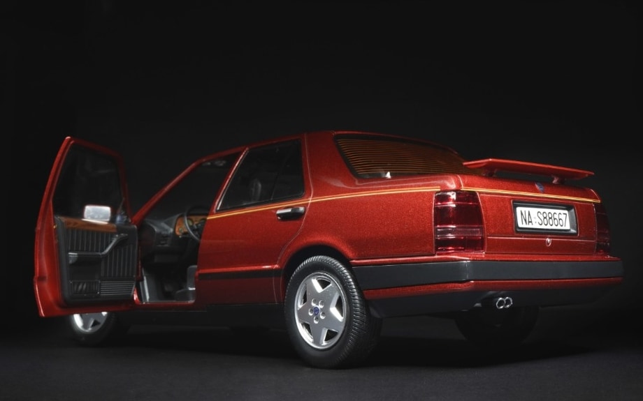 Lancia Thema 8.32, una "Rossa" per tutti i giorni