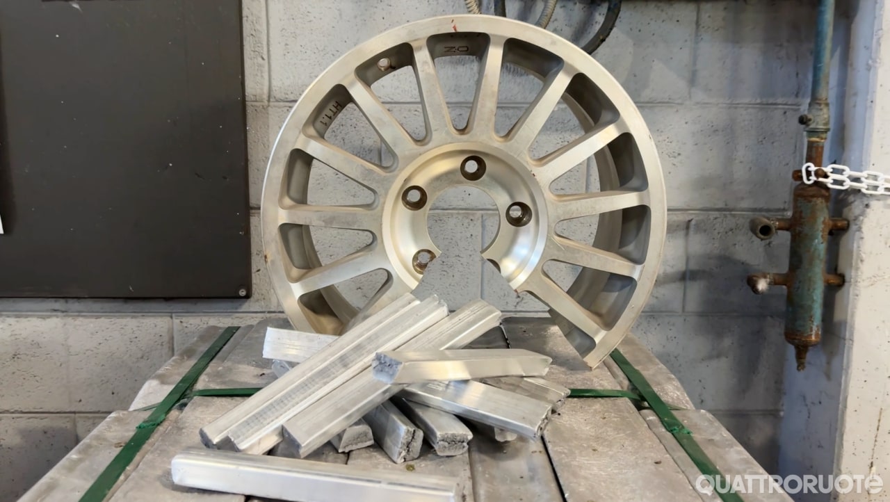 Dal benzinaio alla Formula 1: la pazza storia di O.Z Racing - VIDEO