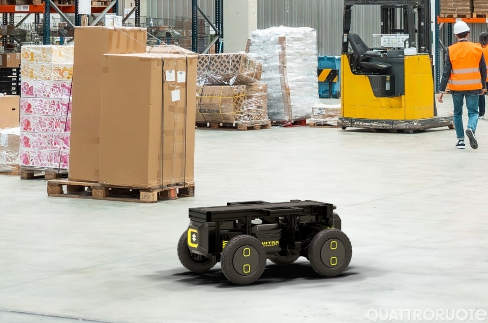 Suzuki Vision e-Sky, la piccola elettrica che punta all'Europa