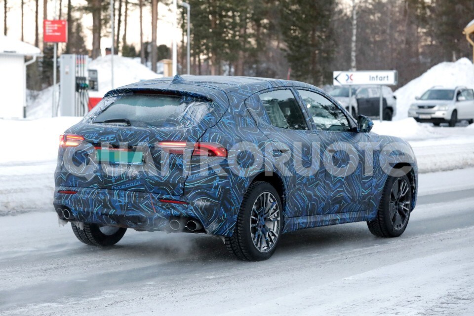 Nuovo sguardo alla Suv (e ai suoi interni)