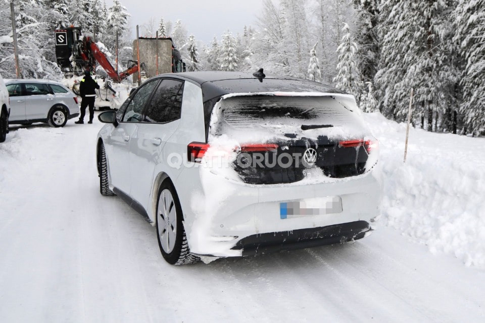 Il restyling esce allo scoperto