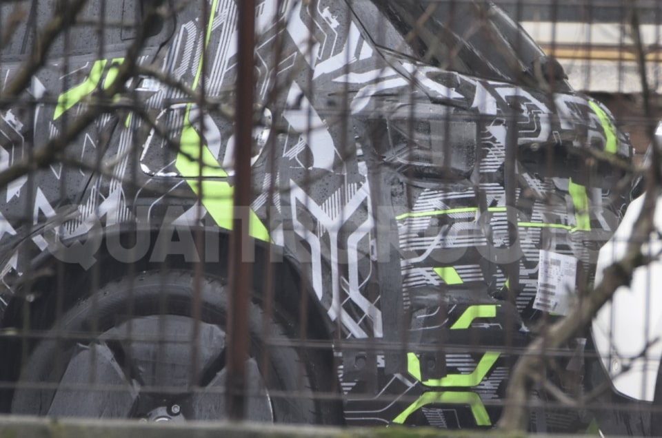 Jeep Avenger 2027: le prime foto del restyling e tutte le novità in arrivo