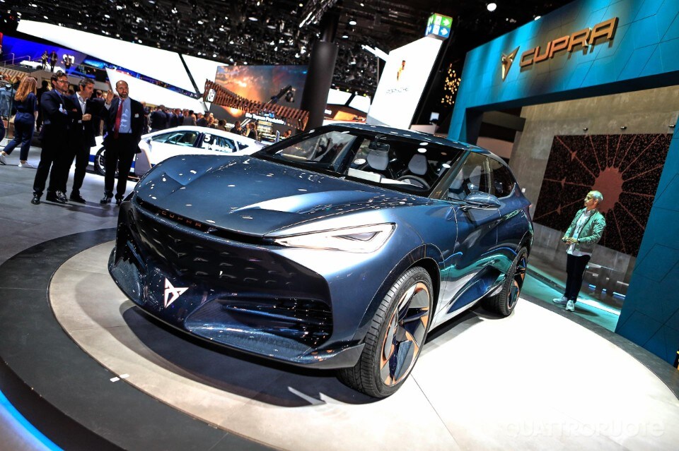 Griffiths: "Puntiamo molto sull'ibrido plug-in"