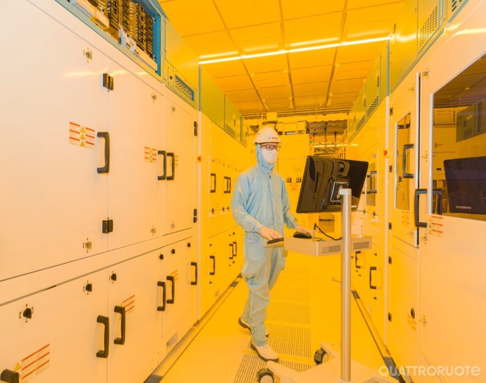Bosch inaugura un nuovo impianto per la produzione di semiconduttori 