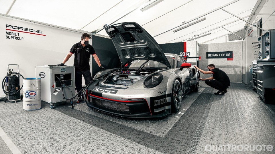2021-Porsche-carburanti-sintetici-04 2021-Porsche-carburanti-sintetici-04