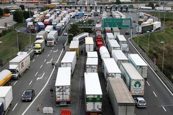 blocco-tir blocco-tir