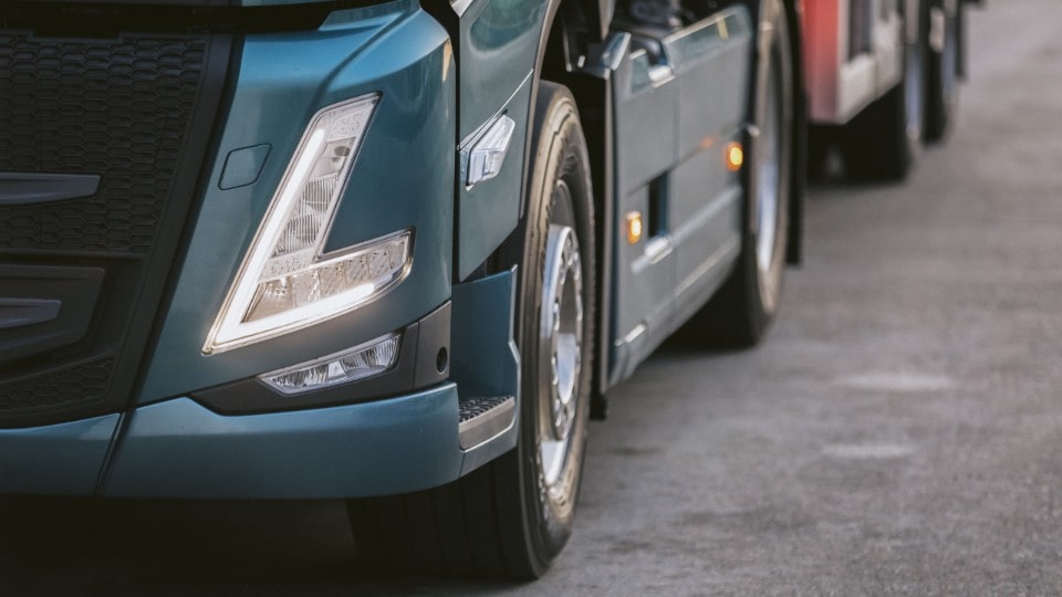 Volvo-03 Volvo-03