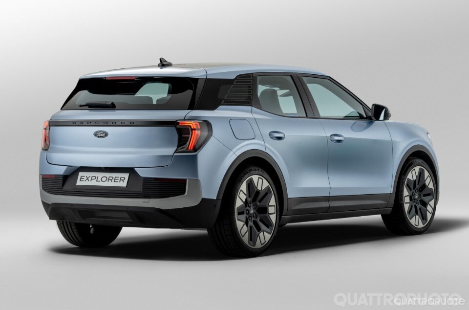 2023-Ford-programmi-futuri-06 2023-Ford-programmi-futuri-06