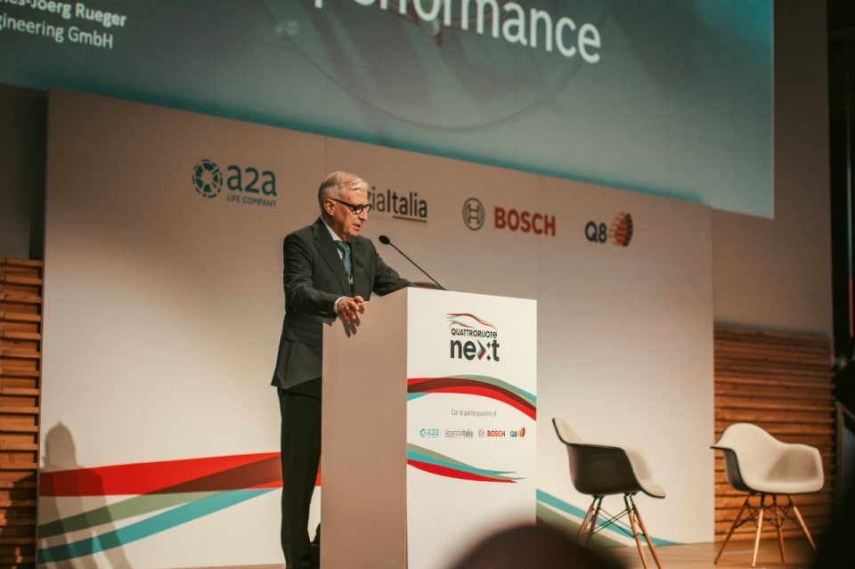 L'auto tra crisi e soluzioni per il futuro