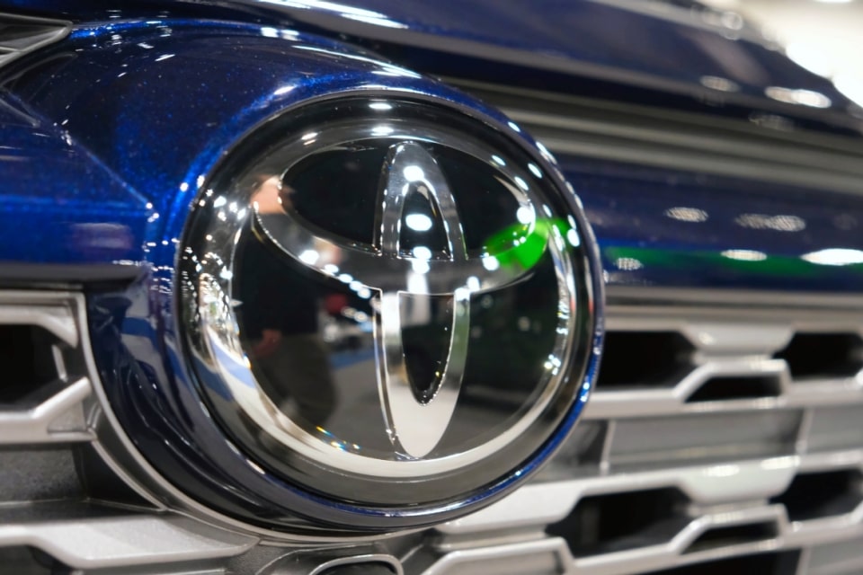  Pool emissioni UE, Tesla perde due big: Toyota e Stellantis fuori dall’accordo