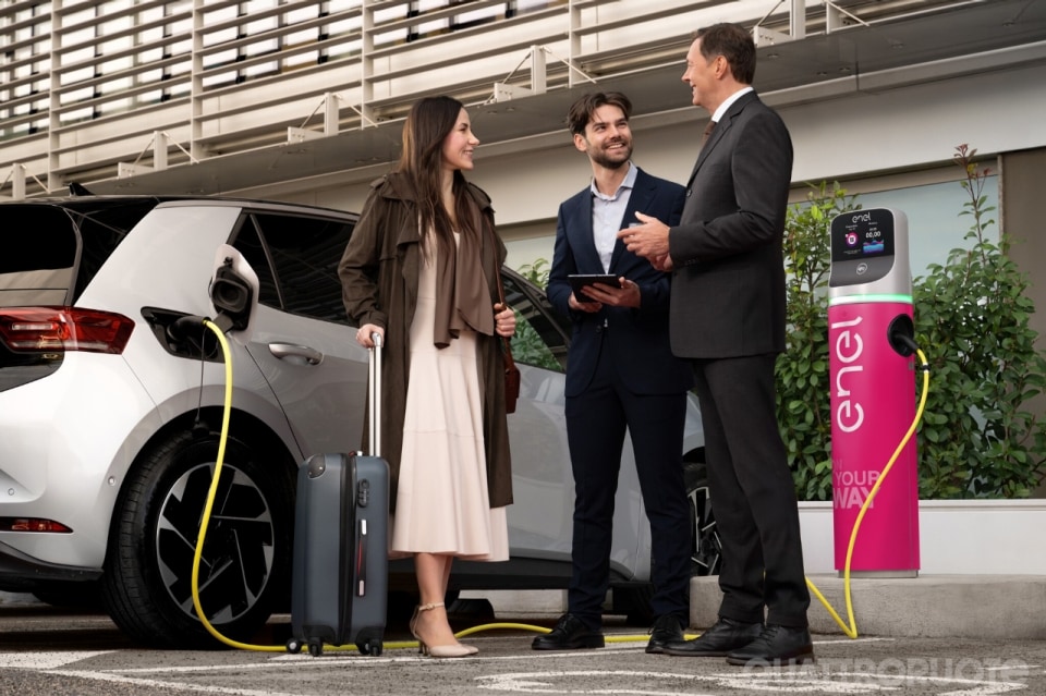 Enel completa 3.730 punti di ricarica veloce in Italia: ora punta a quota 4.930