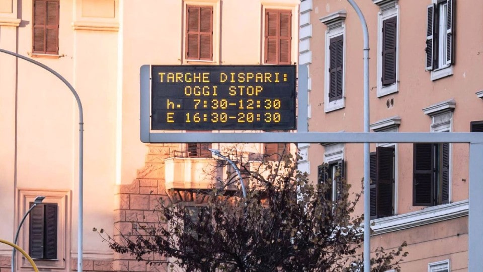 Targhe alterne, limiti più bassi in autostrada, GPL per cucinare: sono queste le risposte alla crisi energetica?