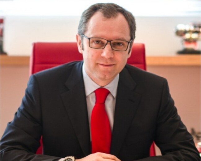 stefano-domenicali stefano-domenicali