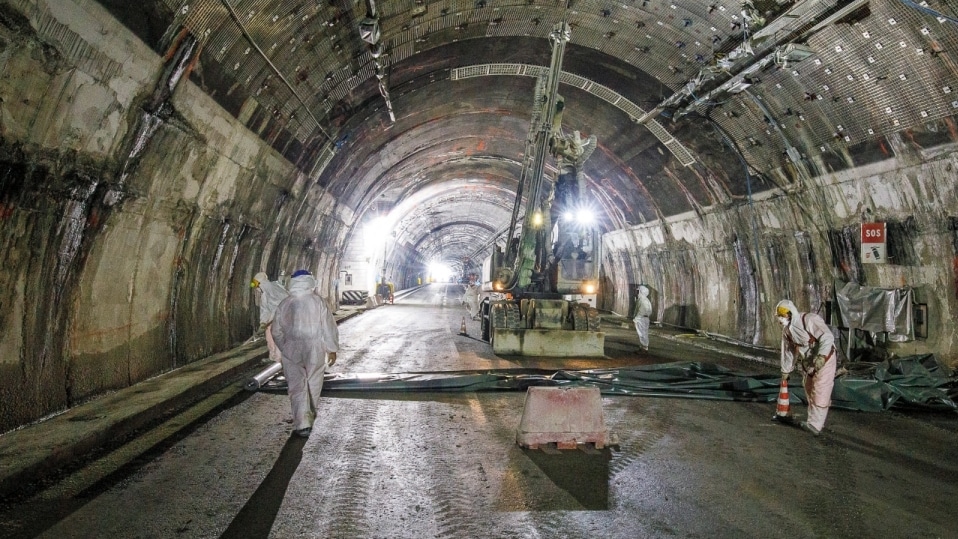 Non si esce dal tunnel