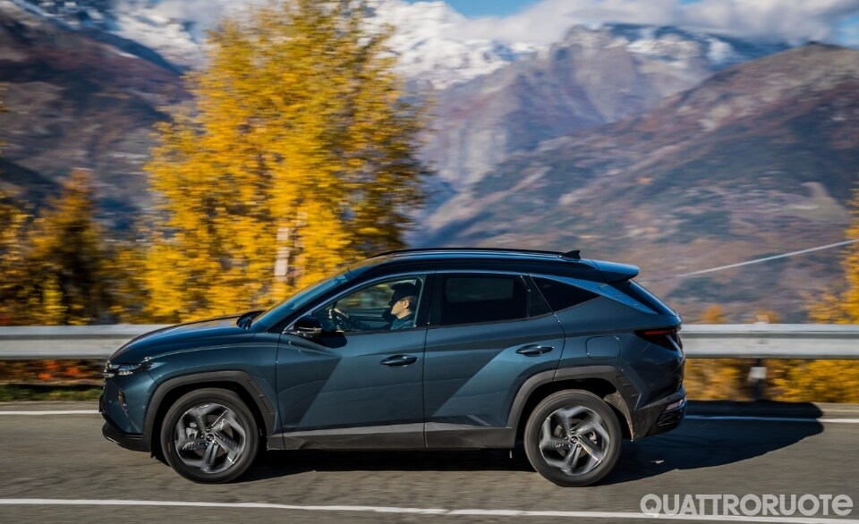 Perché lei: Hyundai Tucson 1.6 T-GDI HEV 4WD Exellence