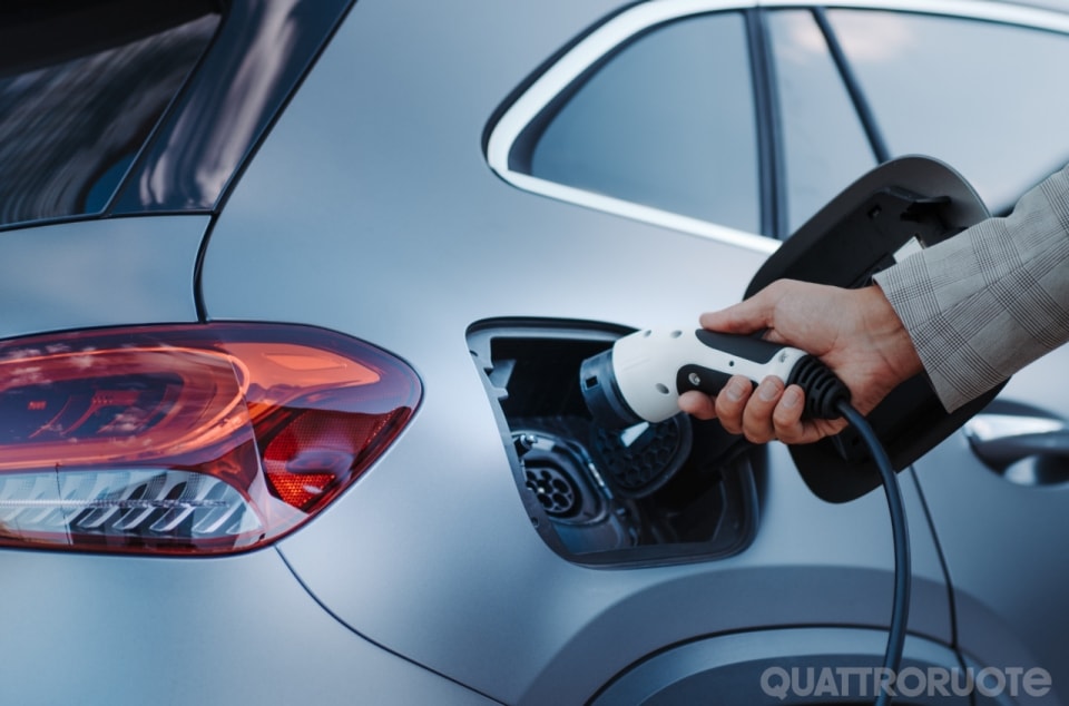 Quanto costa ricaricare l’auto elettrica a casa?