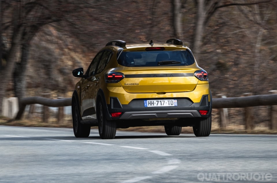 Sandero 2026: tutte le versioni (anche GPL) e i prezzi di Streetway e Stepway - VIDEO