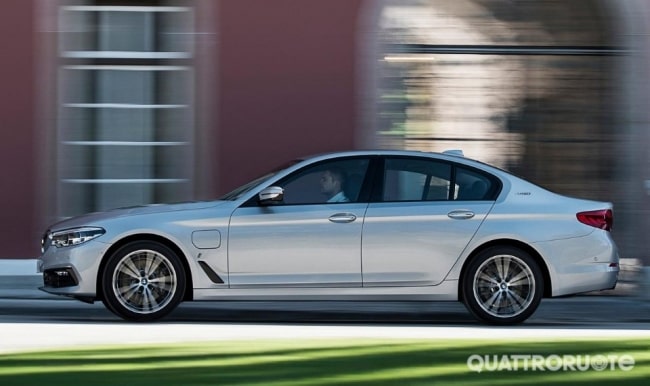 M550i, l'ibrida 530e iPerformance e la nuova Serie 6