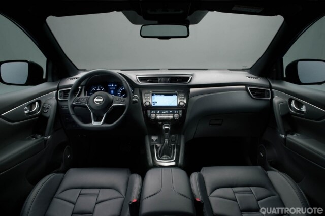 Svelato il restyling della Suv giapponese