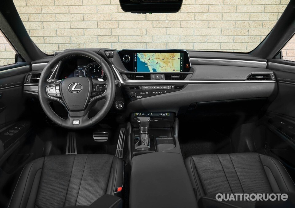 2018-Lexus-ES-5a 2018-Lexus-ES-5a