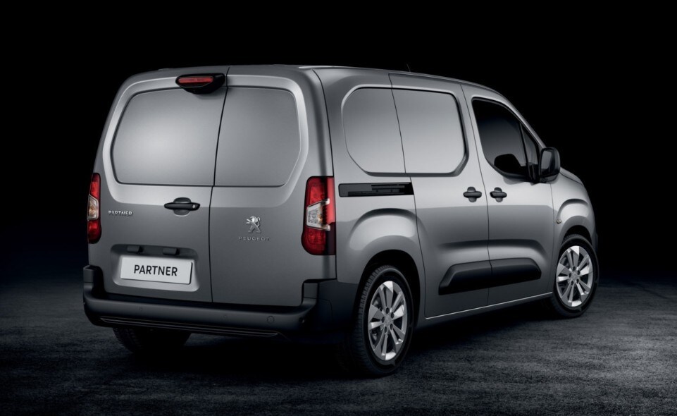 2018-Peugeot-Partner-14 2018-Peugeot-Partner-14