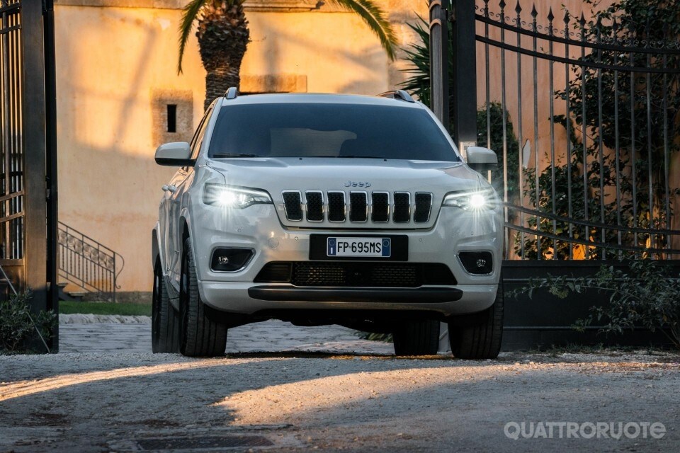 Il facelift in Italia con prezzi da 43.000 euro