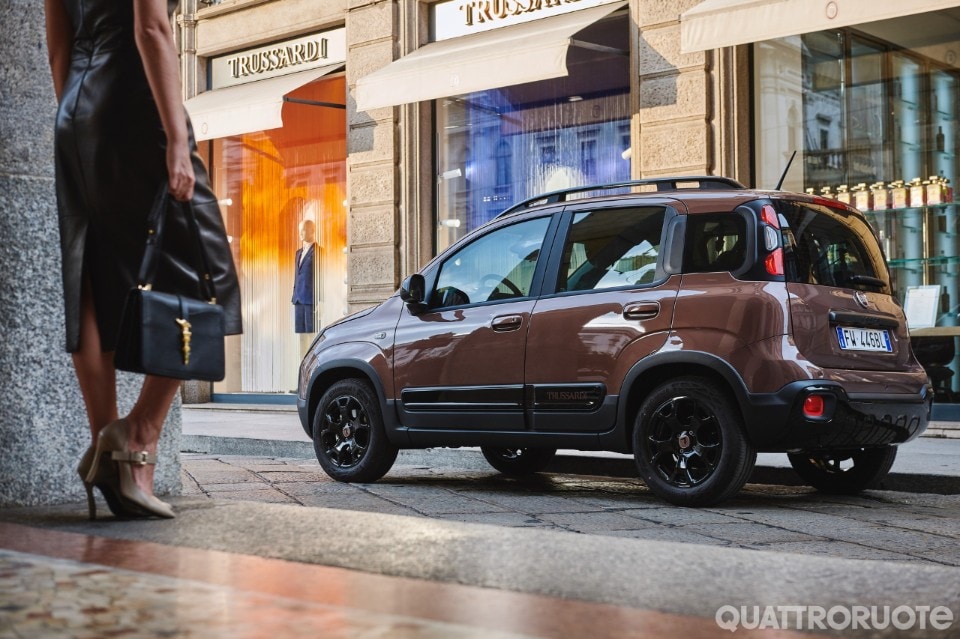 2019-Fiat-Panda-Trussardi-07 2019-Fiat-Panda-Trussardi-07