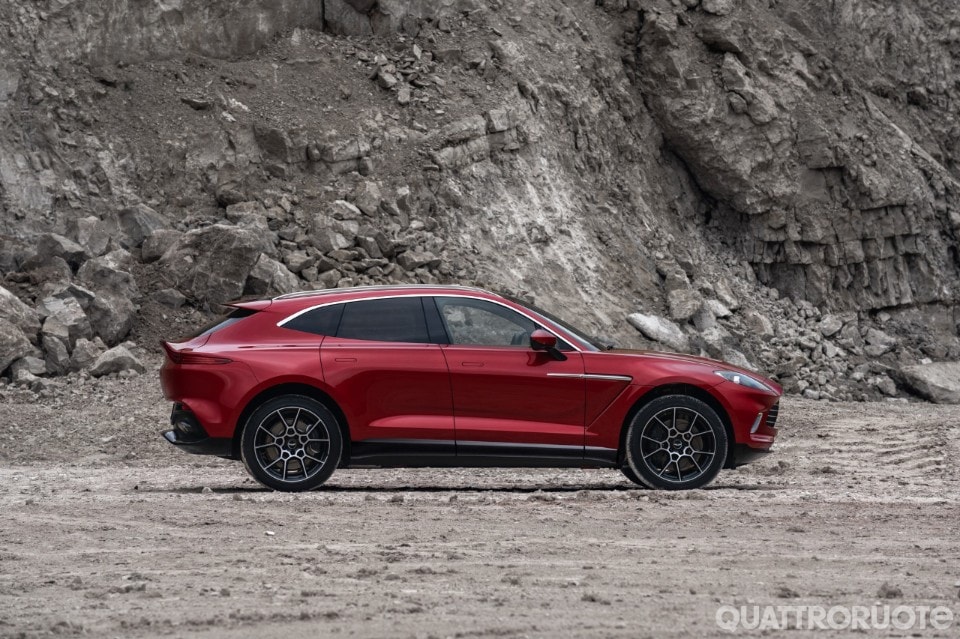 La prima Suv di Gaydon -VIDEO