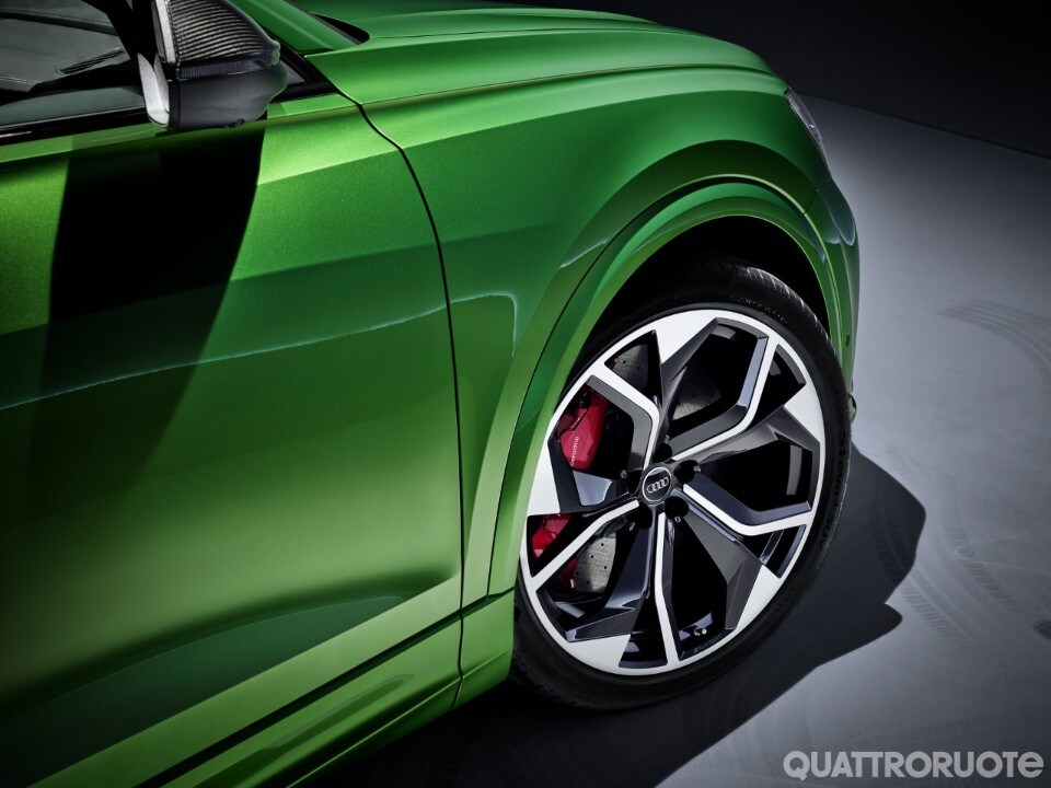 2019-Audi-RS-Q8-11 2019-Audi-RS-Q8-11