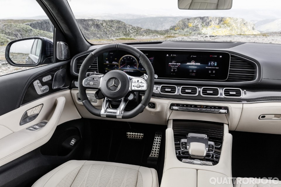 Fino a 612 CV per la Suv sportiva
