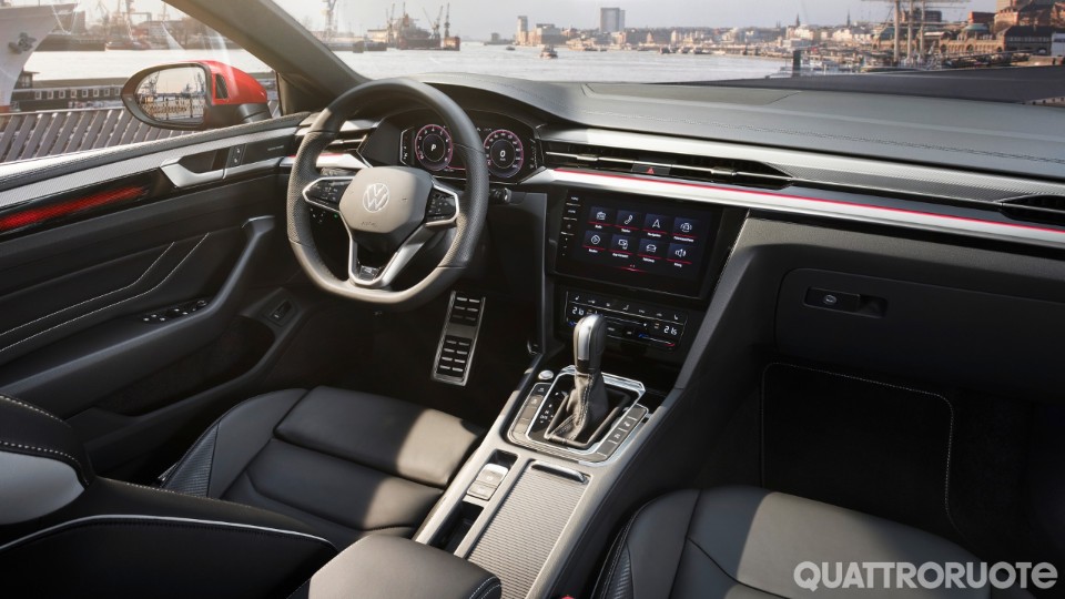 2020-Volkswagen-Arteon-10 2020-Volkswagen-Arteon-10