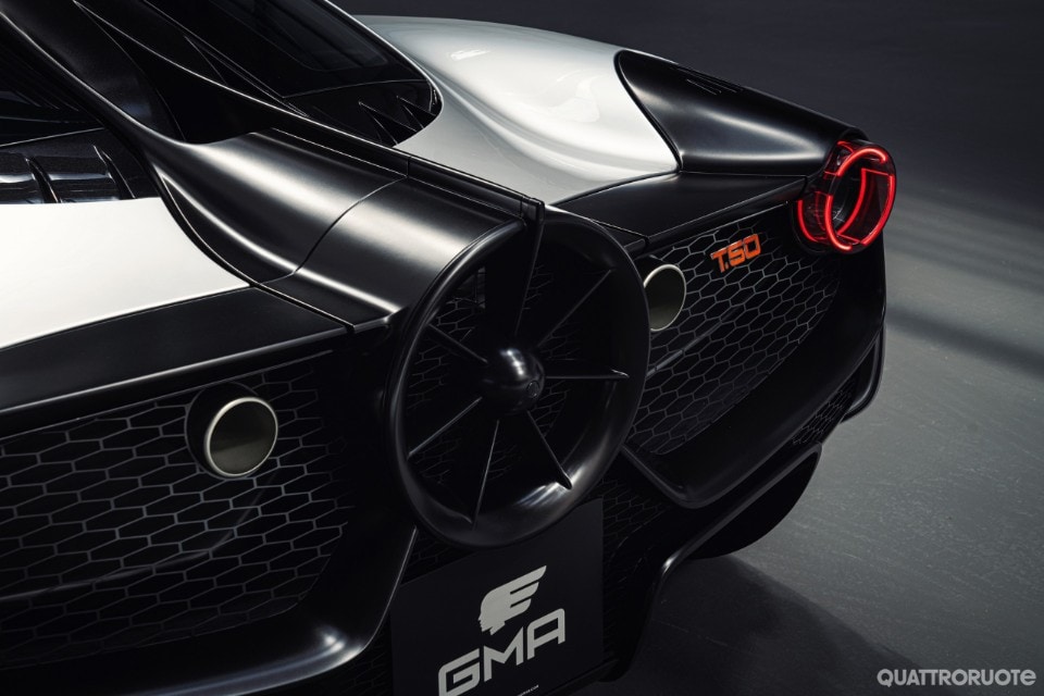 Svelata la supercar T.50 - VIDEO