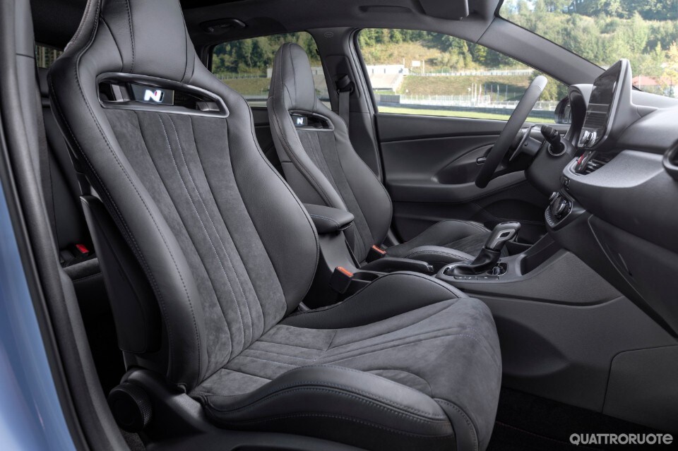 2020-hyundai-i30-n-05 2020-hyundai-i30-n-05