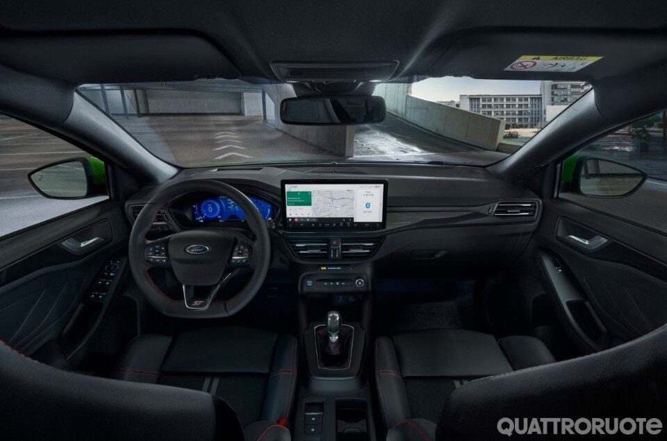 2021-Ford-Focus-ST-04 2021-Ford-Focus-ST-04