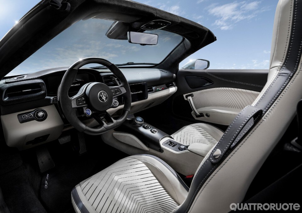 Scopre un fazzoletto di Cielo