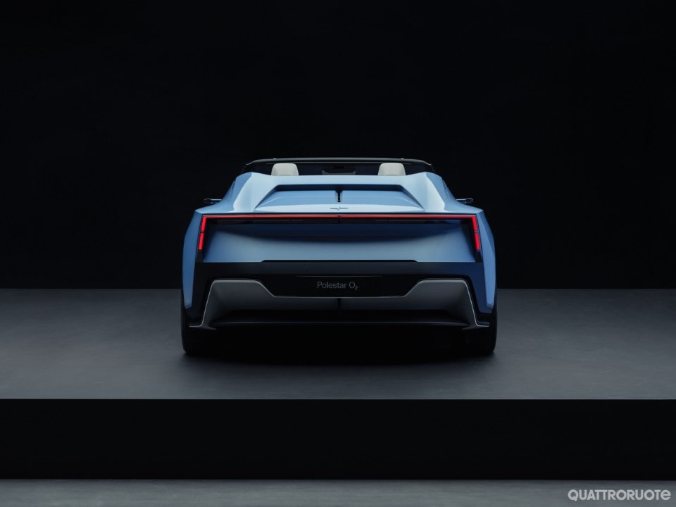 Ufficiale, la roadster andrà in produzione: si chiamerà Polestar 6