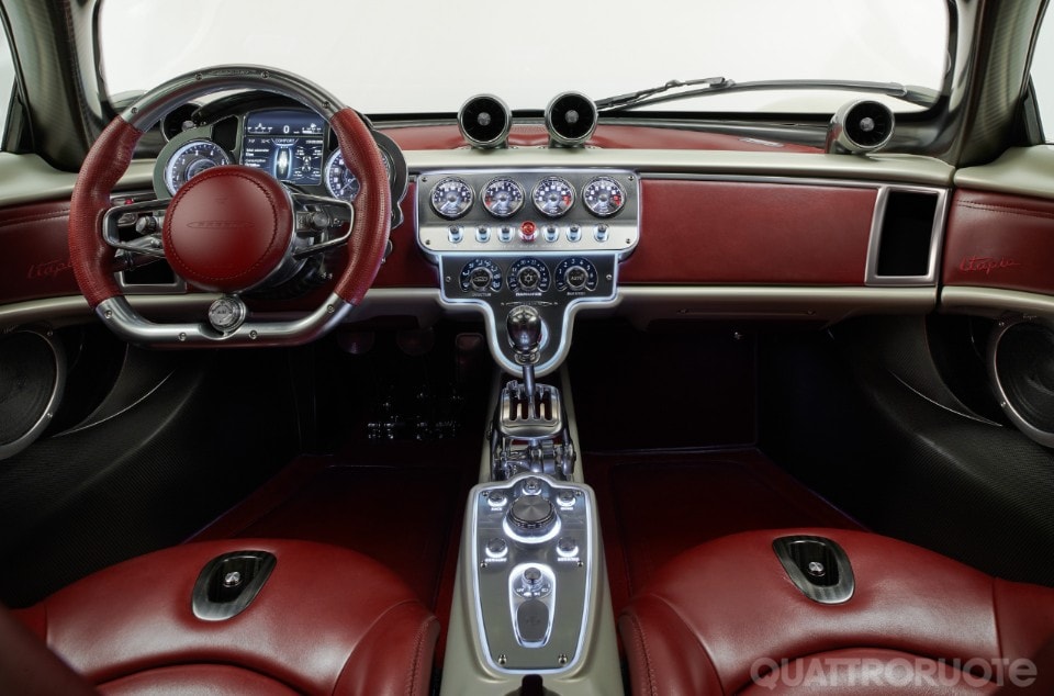 L'ultimo sogno di Horacio: una V12 'analogica' - VIDEOINTERVISTA