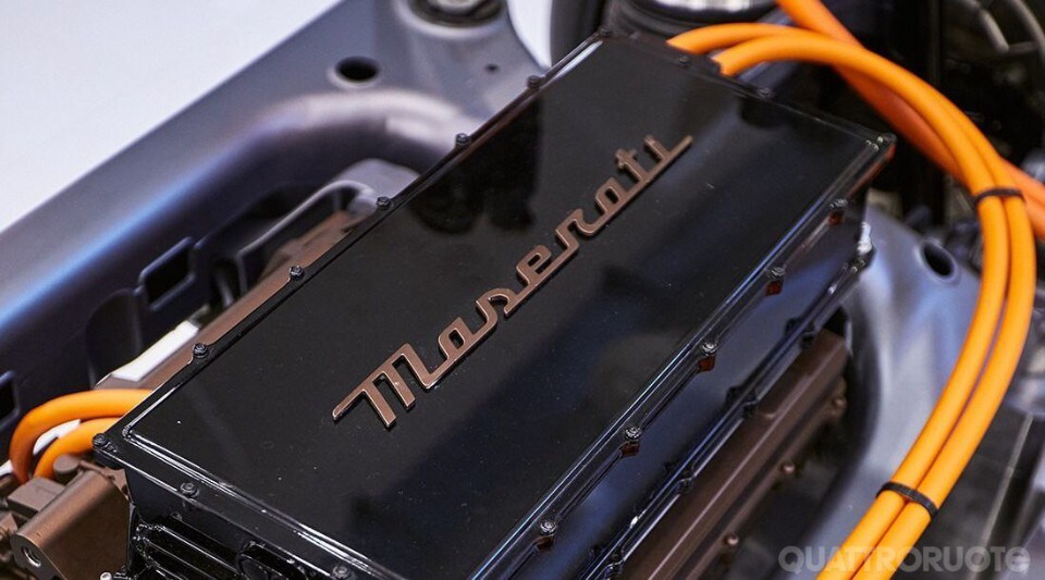 È questo lo "scheletro" dell'elettrica con tre motori?