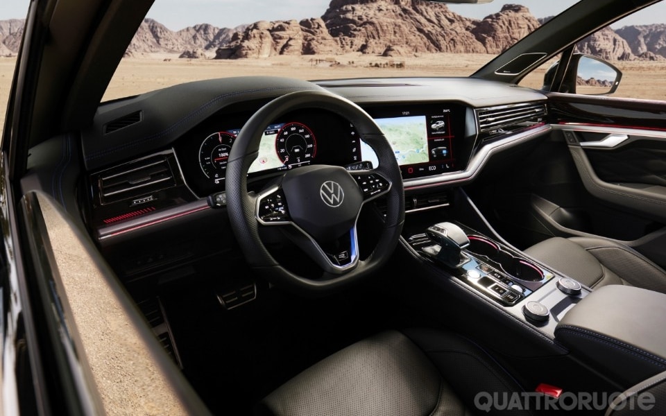 2023-Volkswagen-Touareg-R-Matte-Grey-003 2023-Volkswagen-Touareg-R-Matte-Grey-003